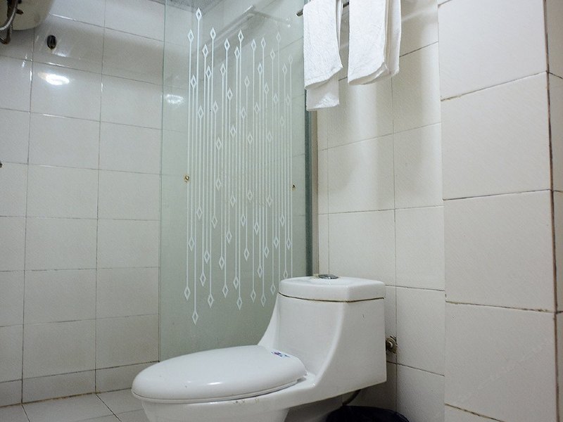 hotelPic
