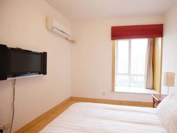 hotelPic
