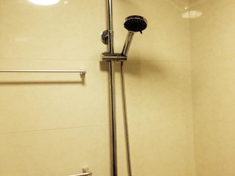 hotelPic