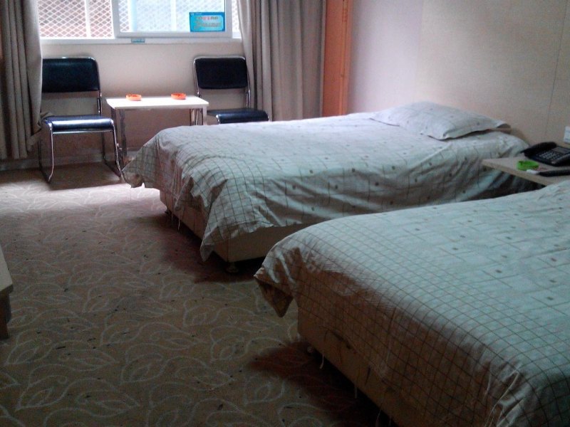 hotelPic