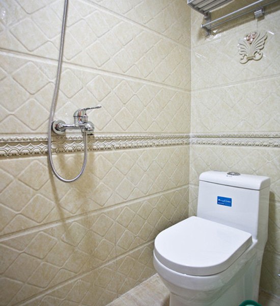hotelPic