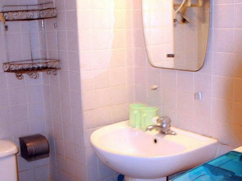 hotelPic