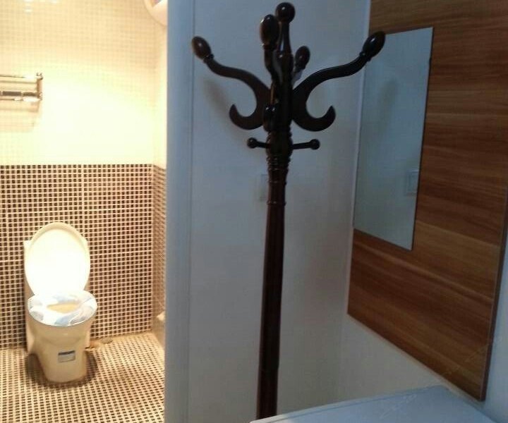 hotelPic