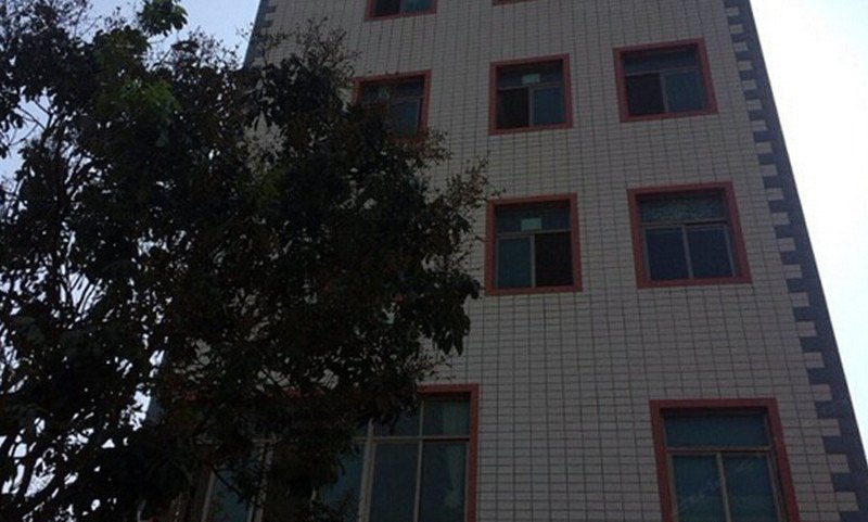 hotelPic
