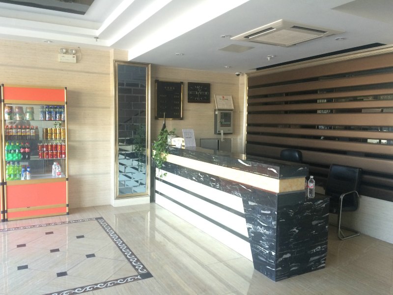 hotelPic
