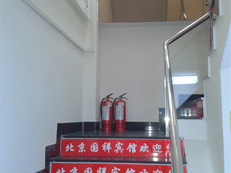 hotelPic