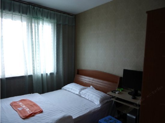 hotelPic