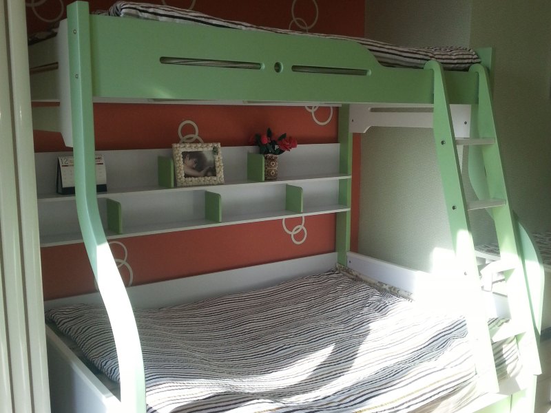 hotelPic