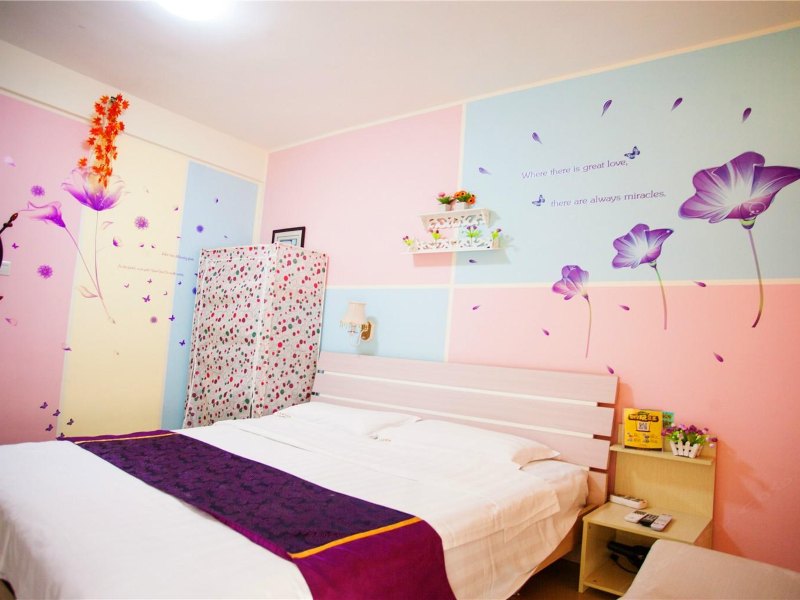 hotelPic