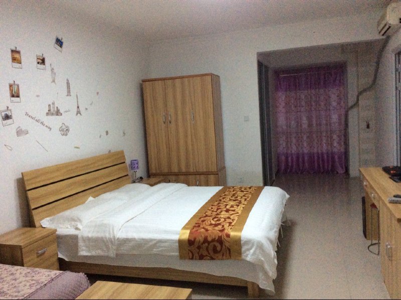 hotelPic