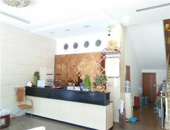 hotelPic