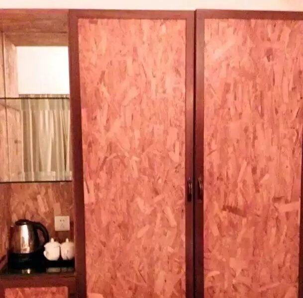 hotelPic