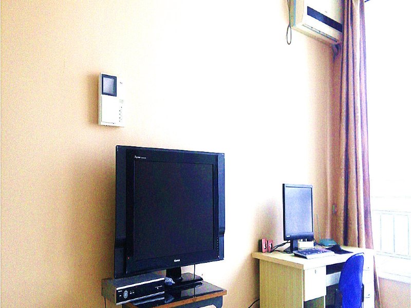 hotelPic