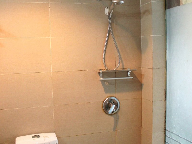 hotelPic