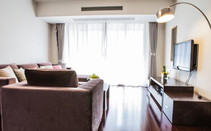 hotelPic
