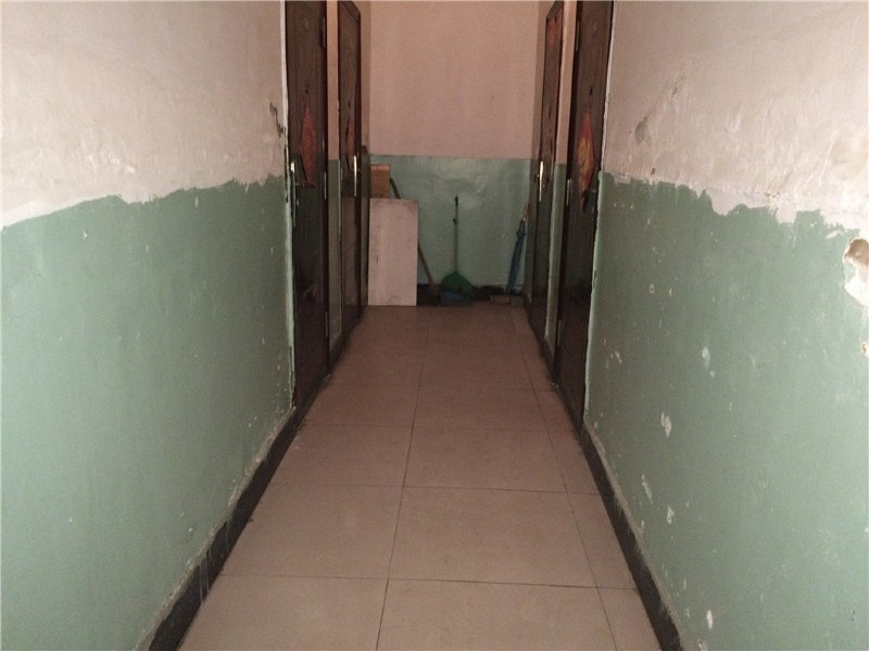hotelPic