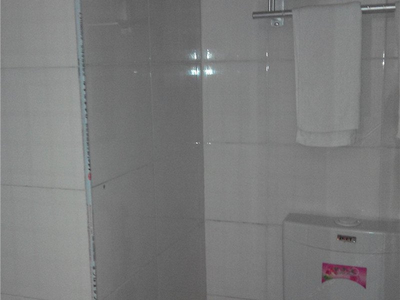 hotelPic