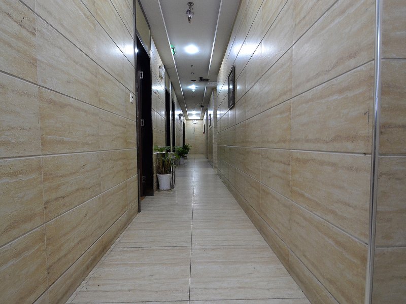 hotelPic