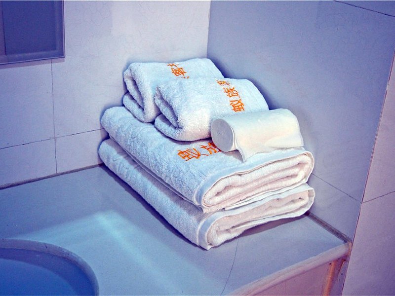 hotelPic