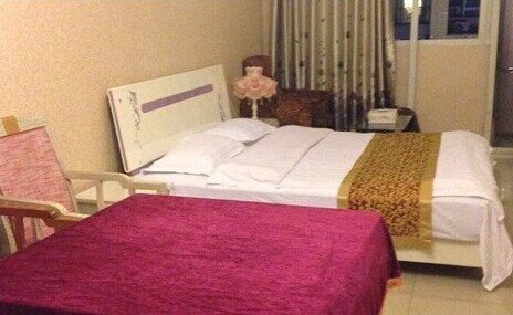 hotelPic