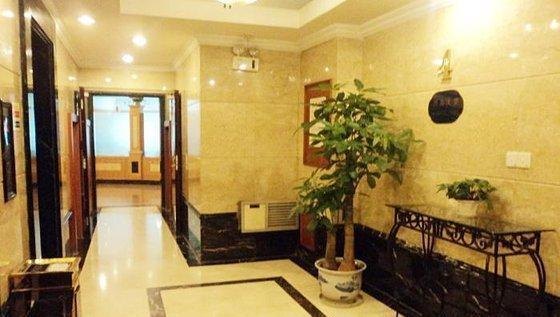 hotelPic