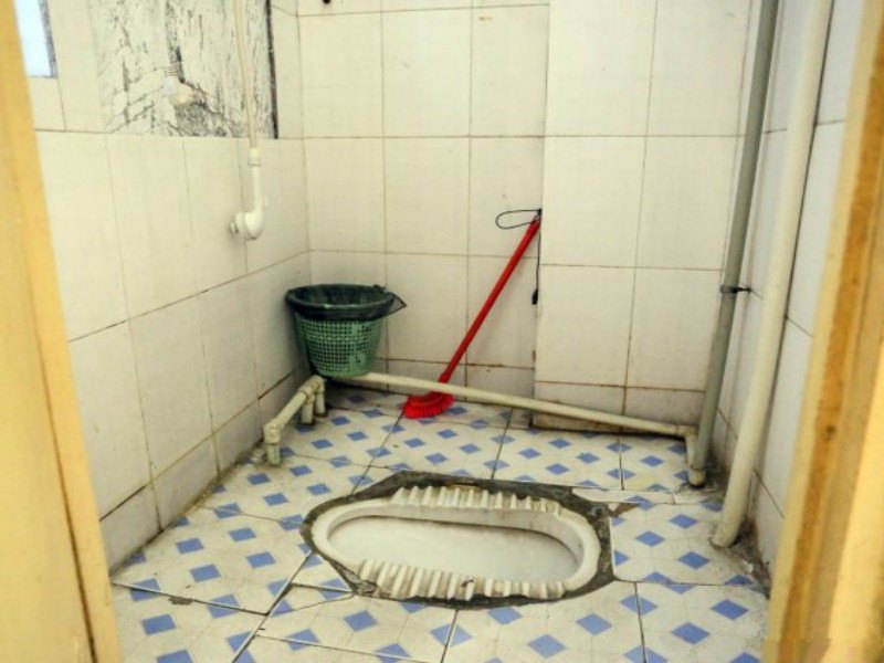 hotelPic