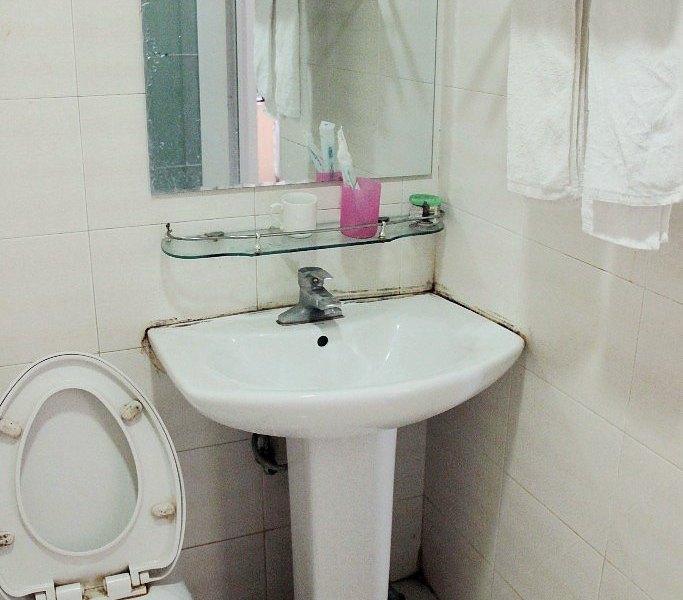 hotelPic