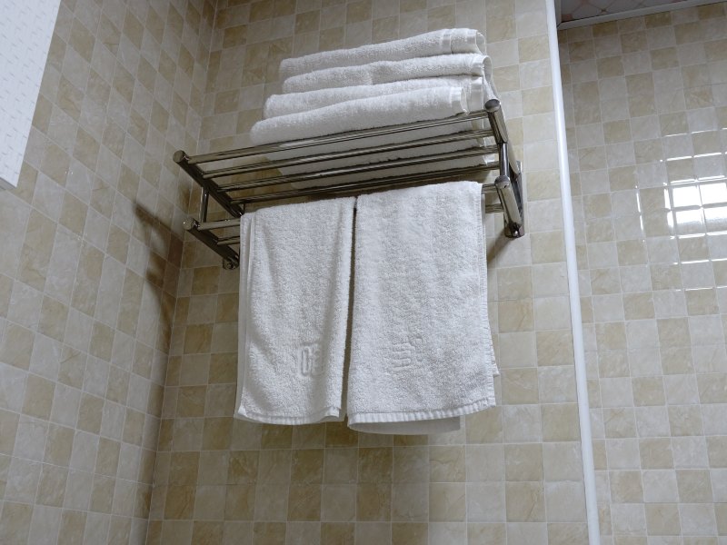hotelPic