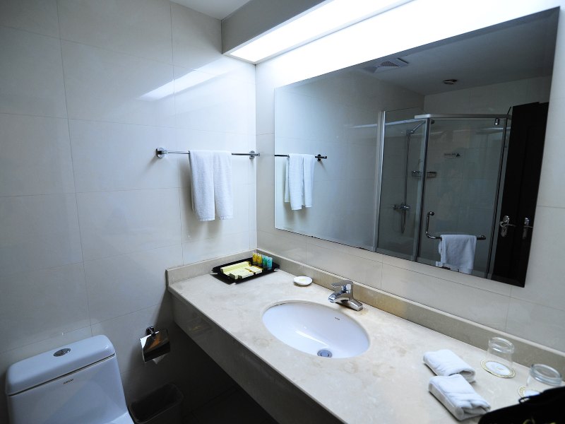 hotelPic
