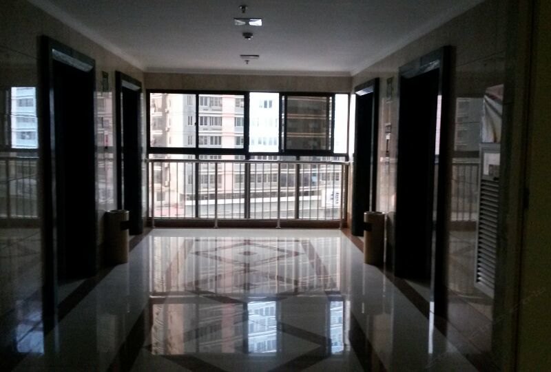 hotelPic