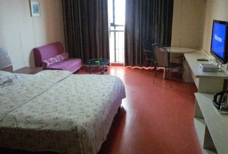 hotelPic