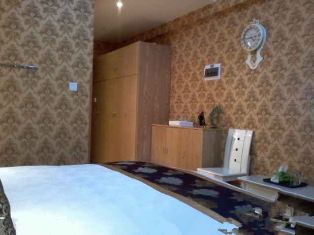hotelPic