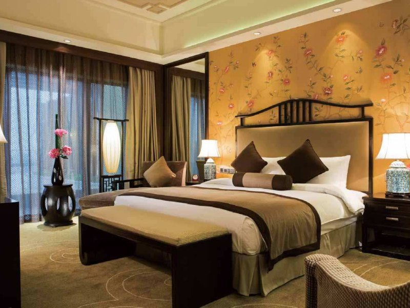 hotelPic