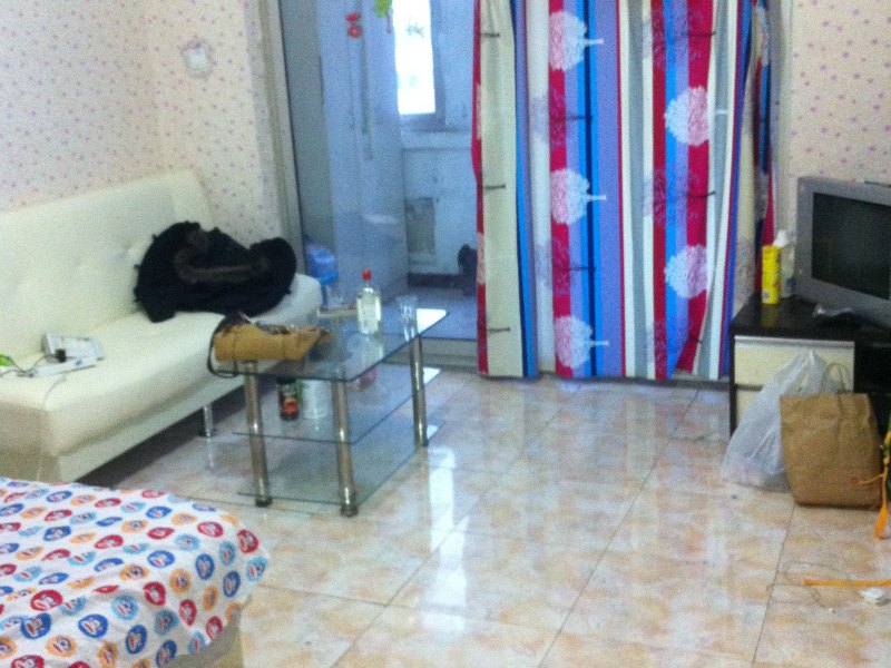 hotelPic