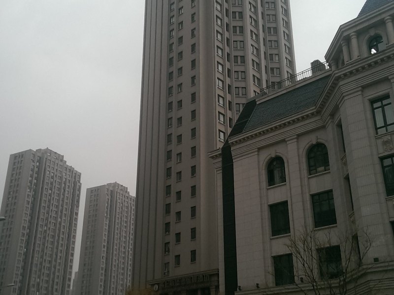 hotelPic