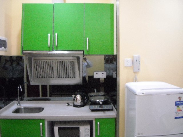 hotelPic