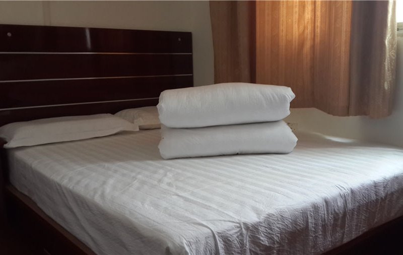 hotelPic