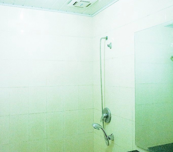 hotelPic