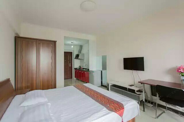 hotelPic