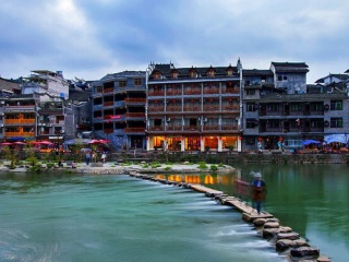 湖南張家界旅游跟團(tuán)需多少錢_湖南張家界高端品質(zhì)旅游團(tuán)_湖南張家界旅游組團(tuán)