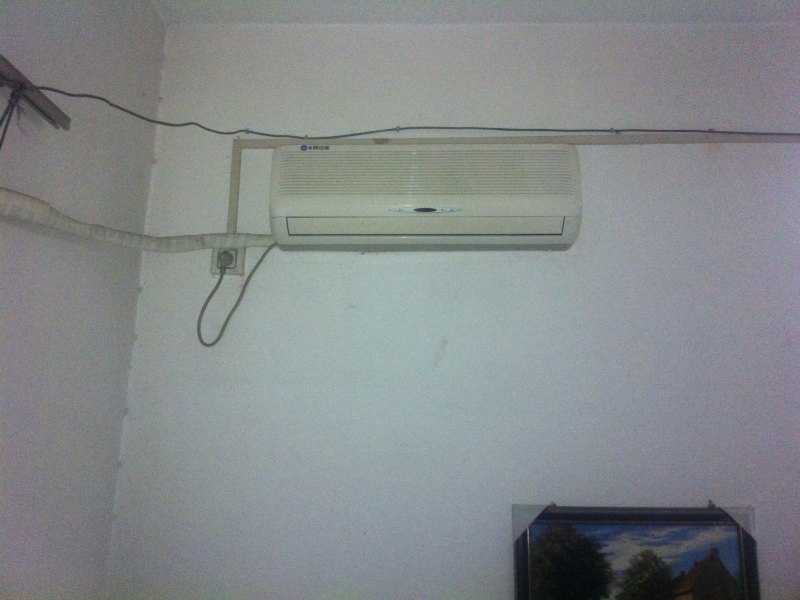 hotelPic