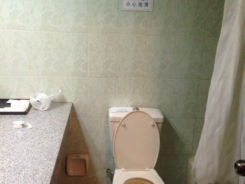 hotelPic