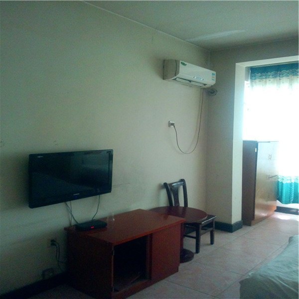 hotelPic