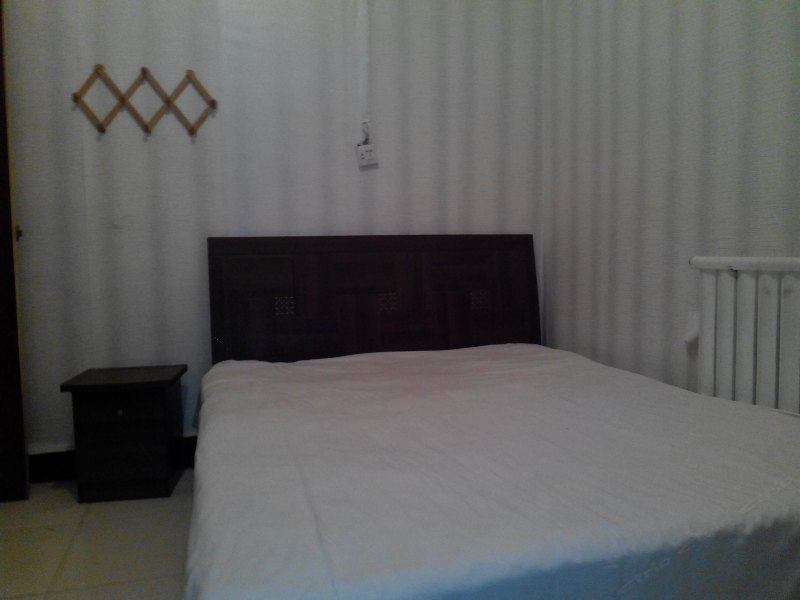 hotelPic
