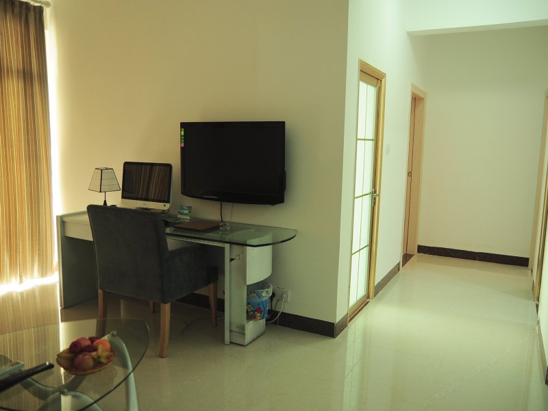 hotelPic