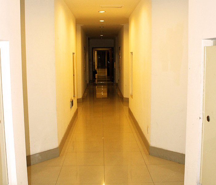 hotelPic