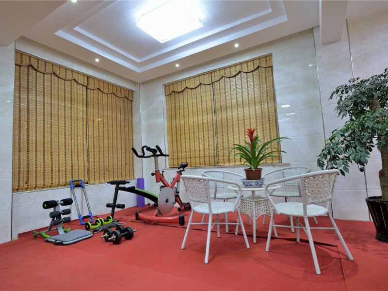 hotelPic