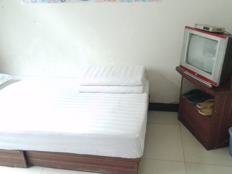 hotelPic