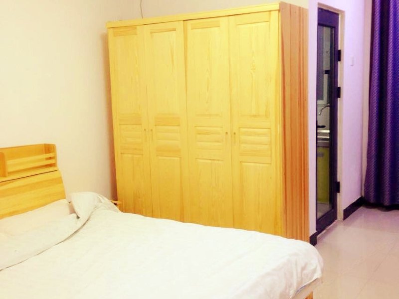 hotelPic