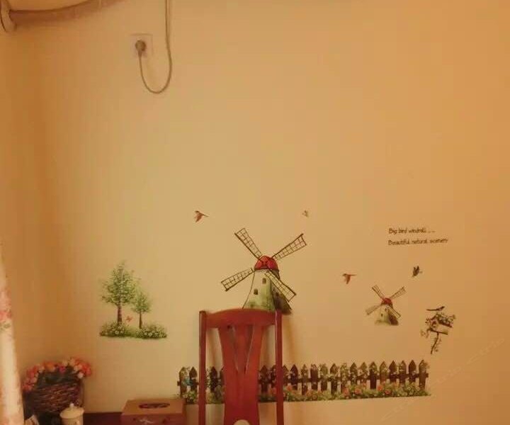 hotelPic